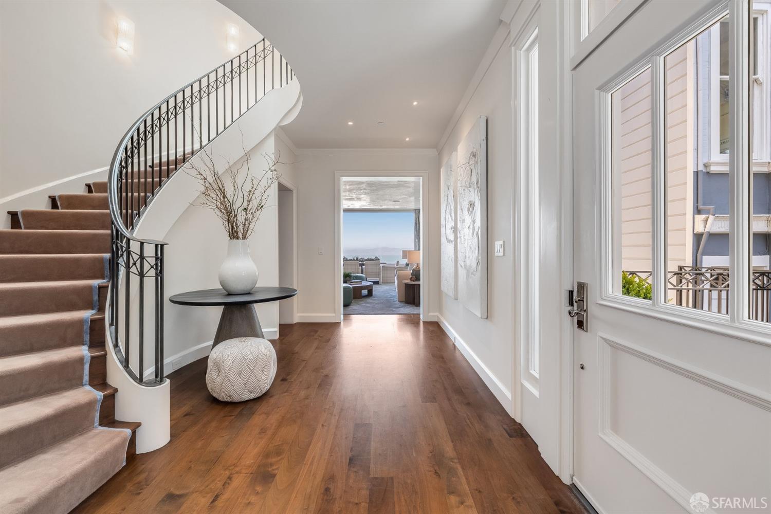 Detail Gallery Image 9 of 65 For 2730 Vallejo St, San Francisco,  CA 94123 - 6 Beds | 4/2 Baths
