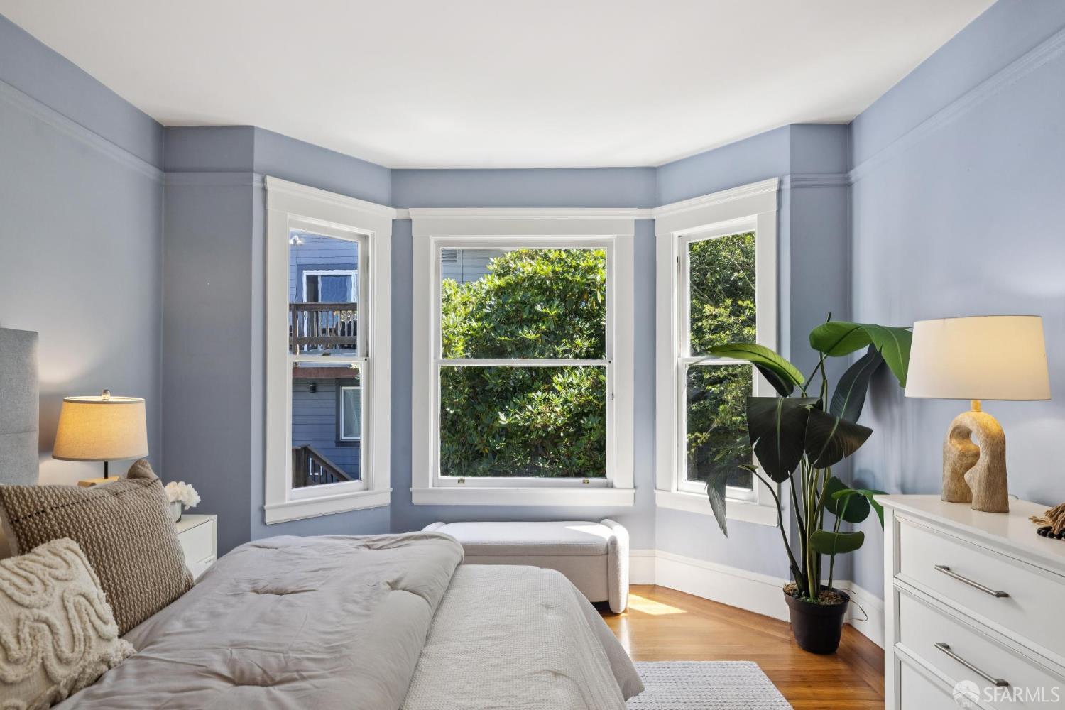 Detail Gallery Image 16 of 28 For 978 Clayton St, San Francisco,  CA 94117 - 2 Beds | 1/1 Baths