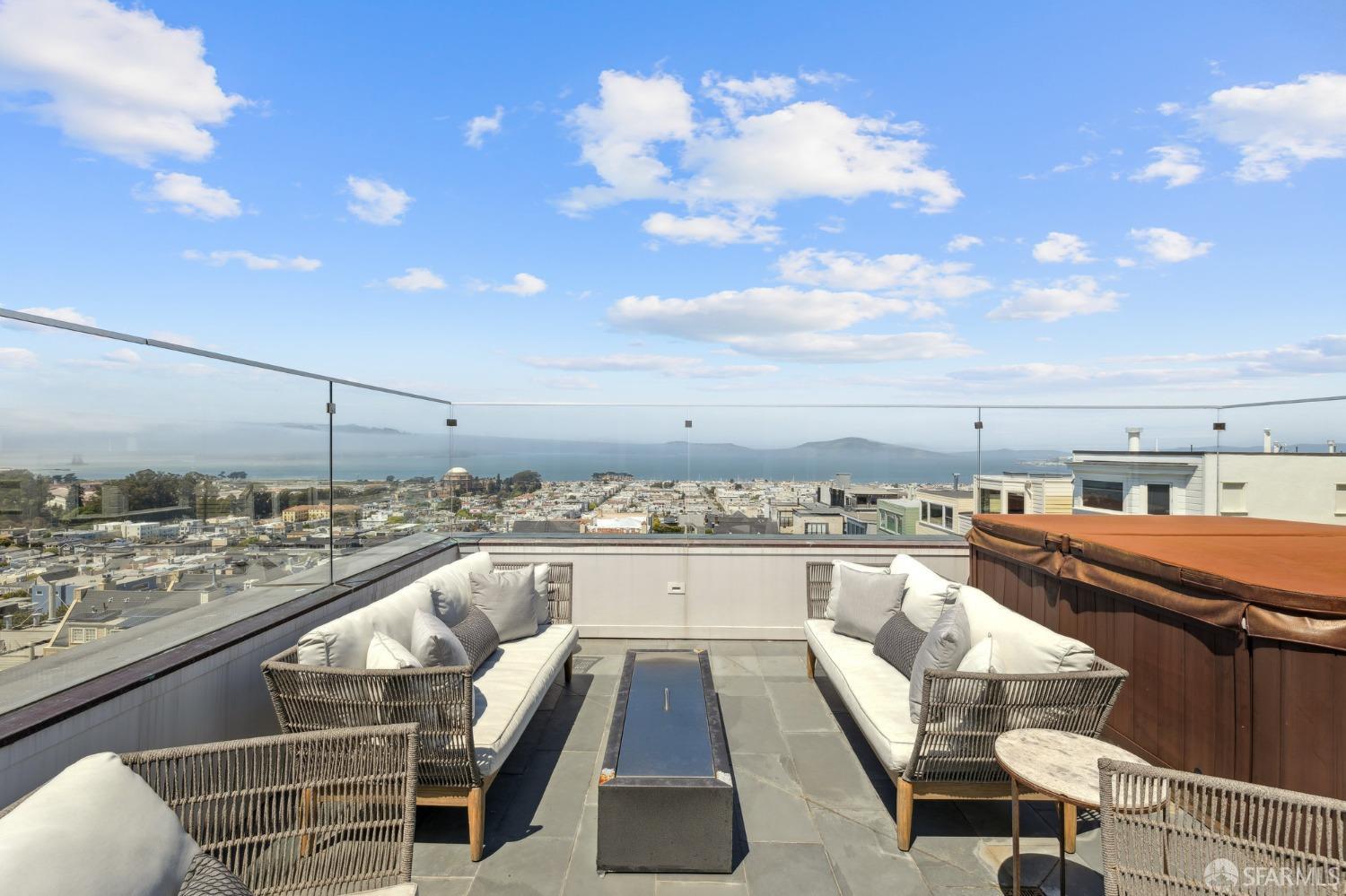 Detail Gallery Image 36 of 65 For 2730 Vallejo St, San Francisco,  CA 94123 - 6 Beds | 4/2 Baths