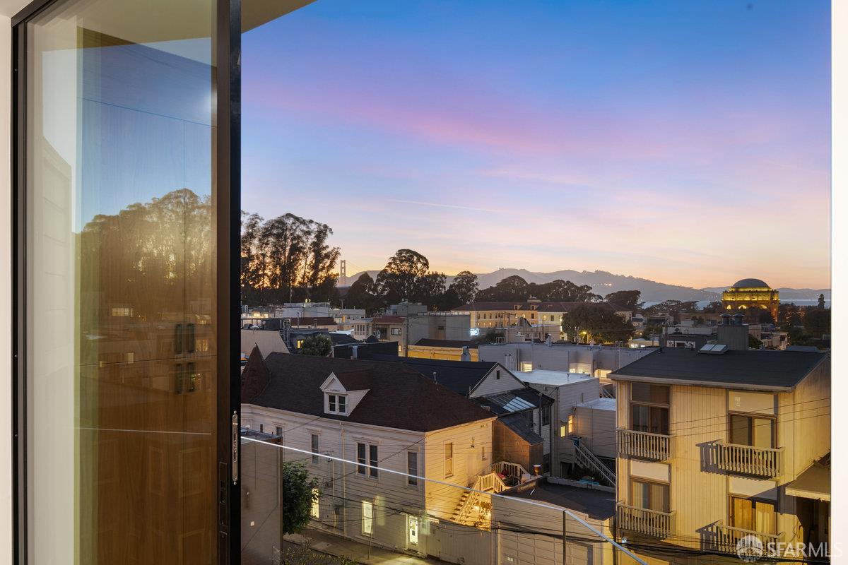 Detail Gallery Image 18 of 64 For 2762 Filbert St, San Francisco,  CA 94123 - – Beds | – Baths