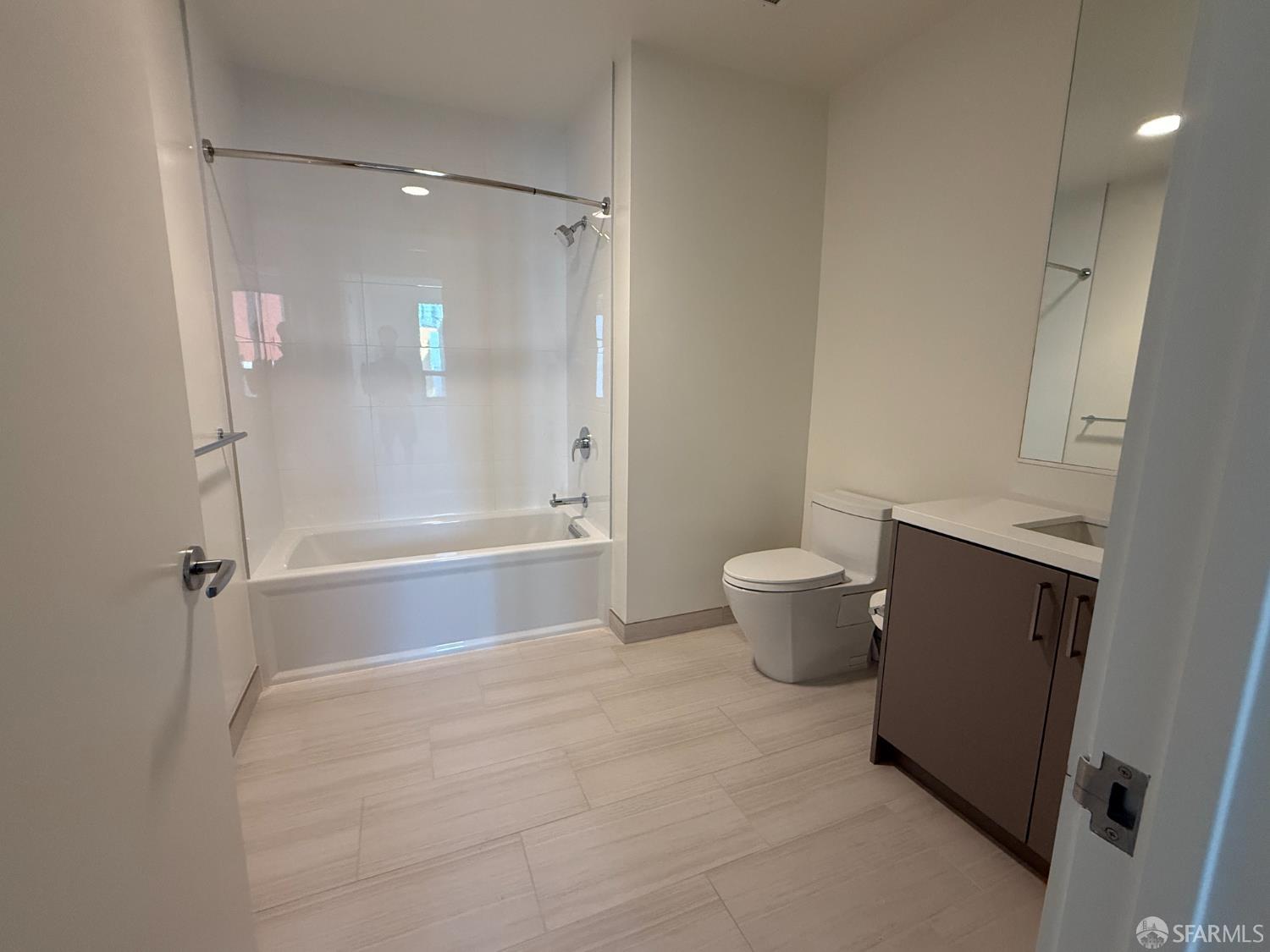 Detail Gallery Image 10 of 18 For 588 Minna St #401,  San Francisco,  CA 94103 - 2 Beds | 2 Baths
