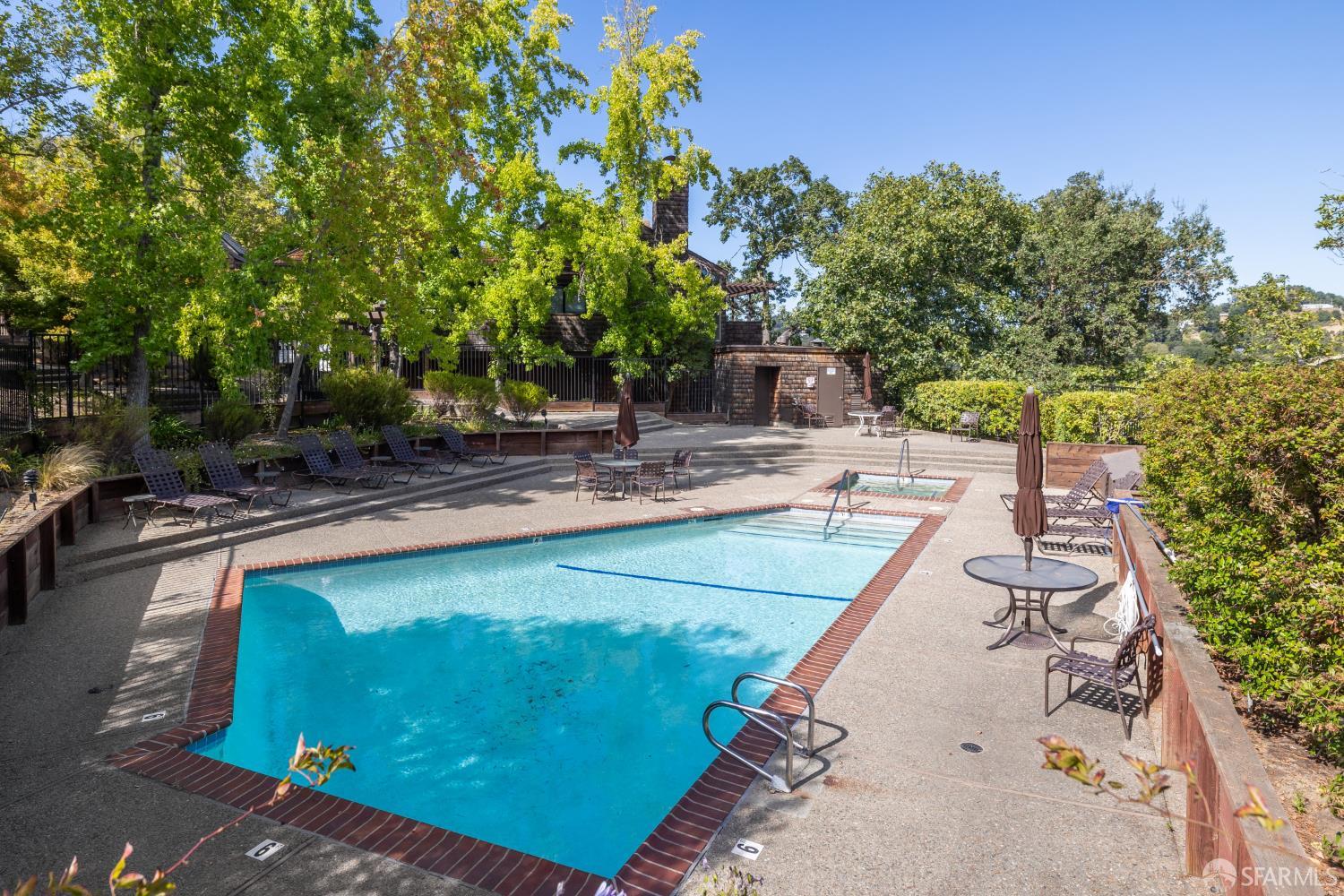 Detail Gallery Image 49 of 50 For 214 the Knoll, Orinda,  CA 94563 - 3 Beds | 3 Baths
