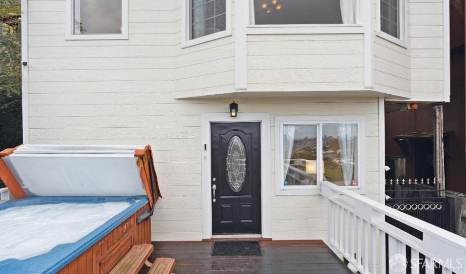 Detail Gallery Image 2 of 46 For 3412 Market St, San Francisco,  CA 94114 - 3 Beds | 2 Baths