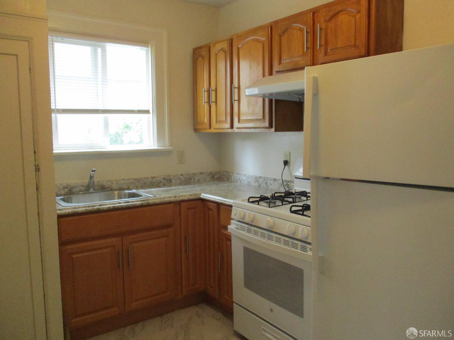 Detail Gallery Image 17 of 49 For 321 Santa Clara Ave, Oakland,  CA 94610 - 4 Beds | 4 Baths