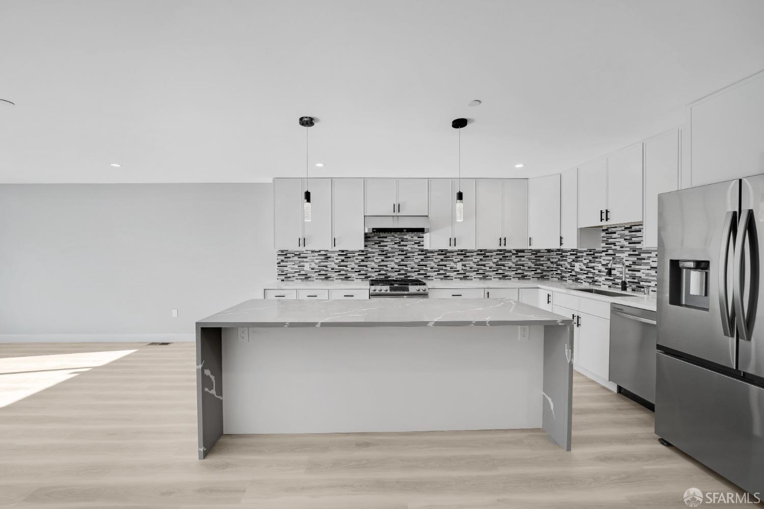 Detail Gallery Image 34 of 89 For 1640 Taraval St, San Francisco,  CA 94116 - – Beds | – Baths