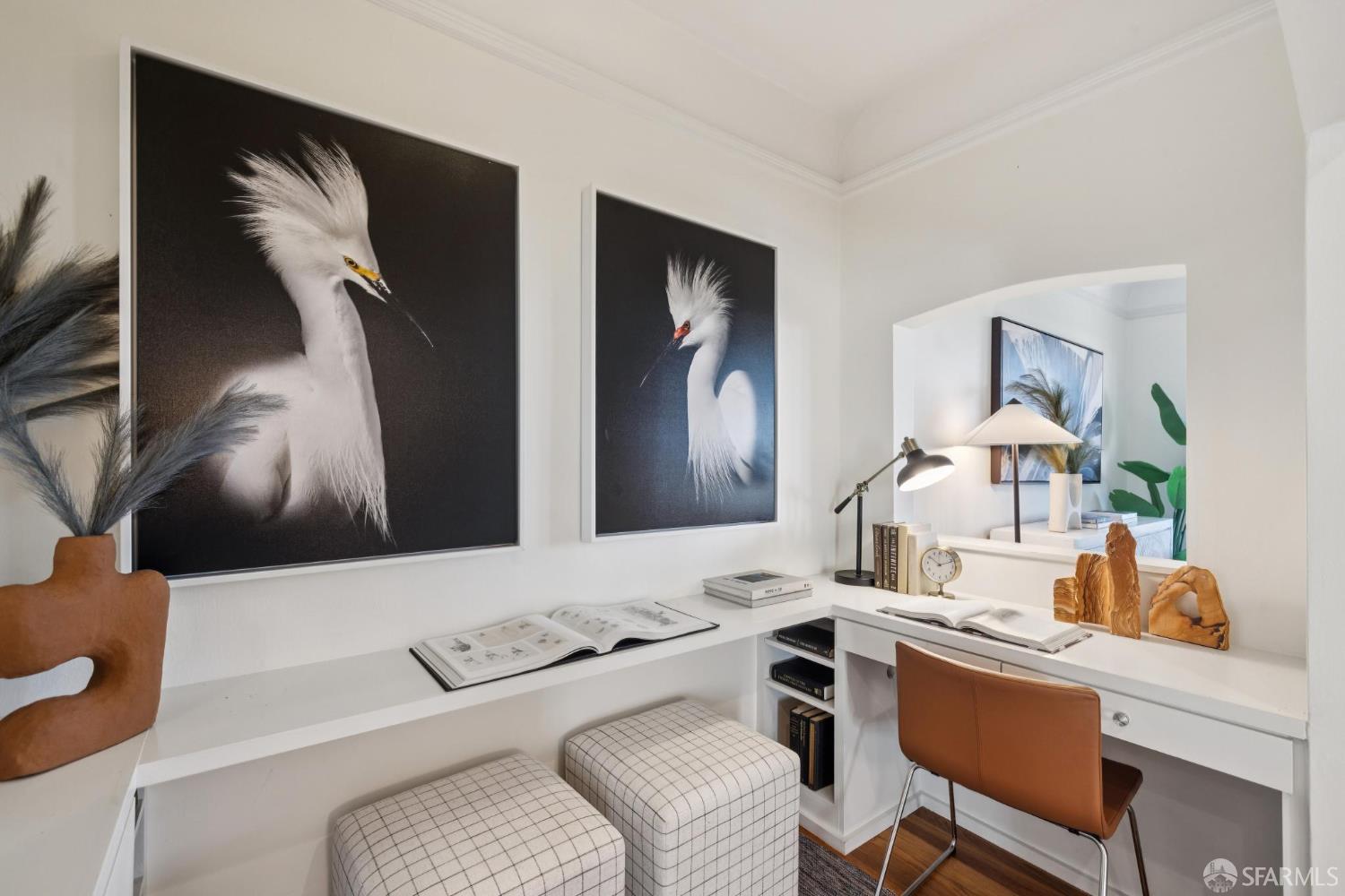 Detail Gallery Image 5 of 28 For 978 Clayton St, San Francisco,  CA 94117 - 2 Beds | 1/1 Baths