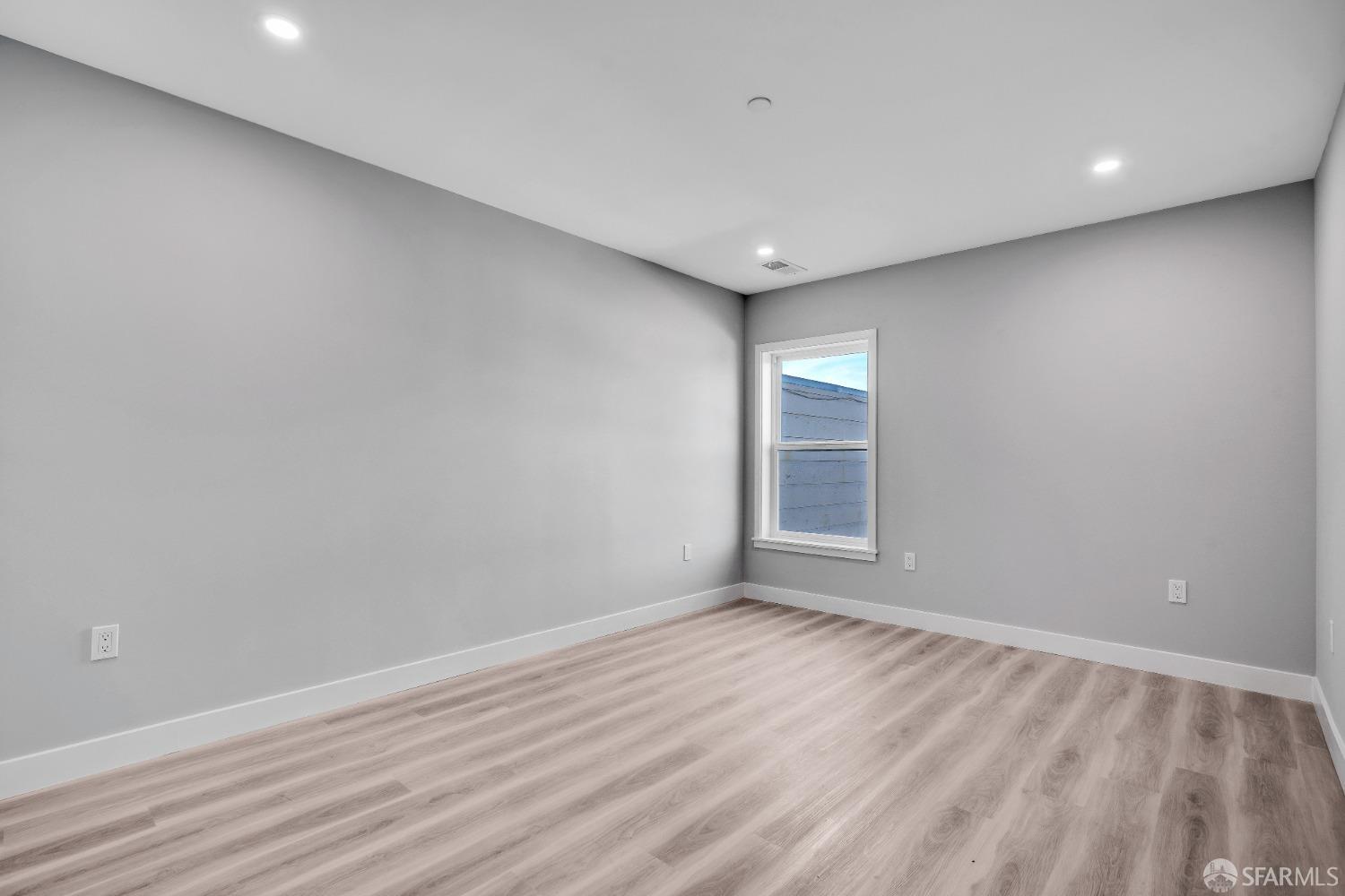 Detail Gallery Image 29 of 89 For 1640 Taraval St, San Francisco,  CA 94116 - – Beds | – Baths