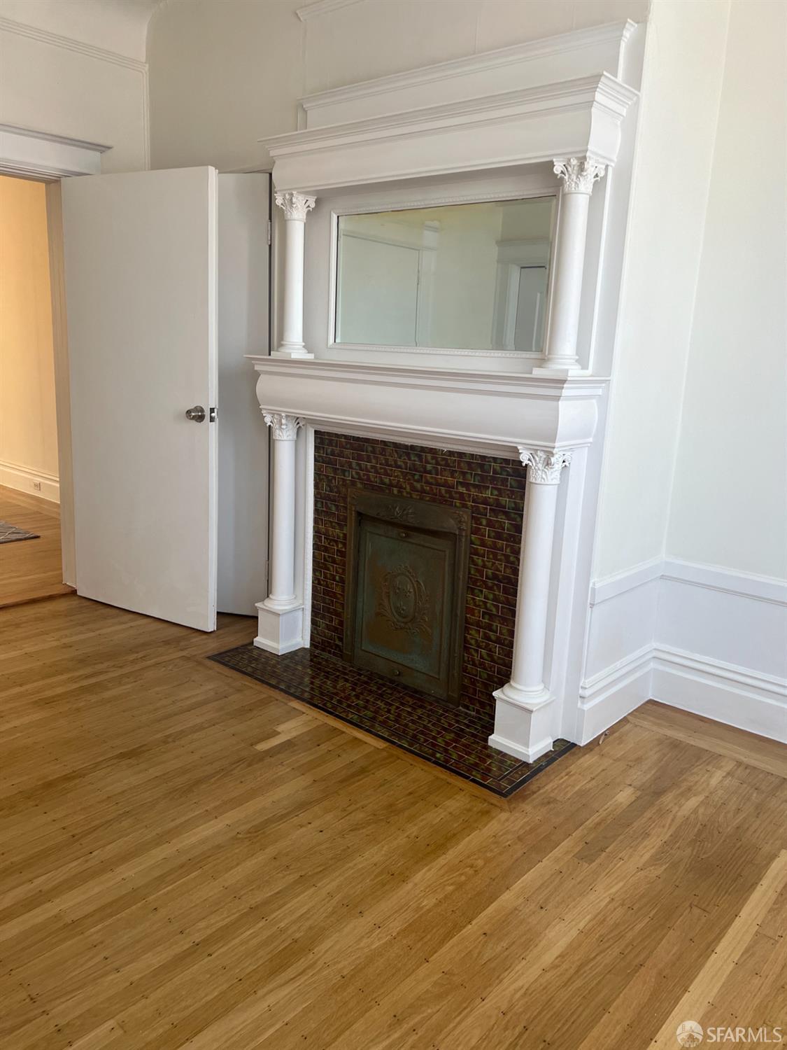 Detail Gallery Image 4 of 30 For 1650 19th Ave, San Francisco,  CA 94122 - 3 Beds | 2/1 Baths