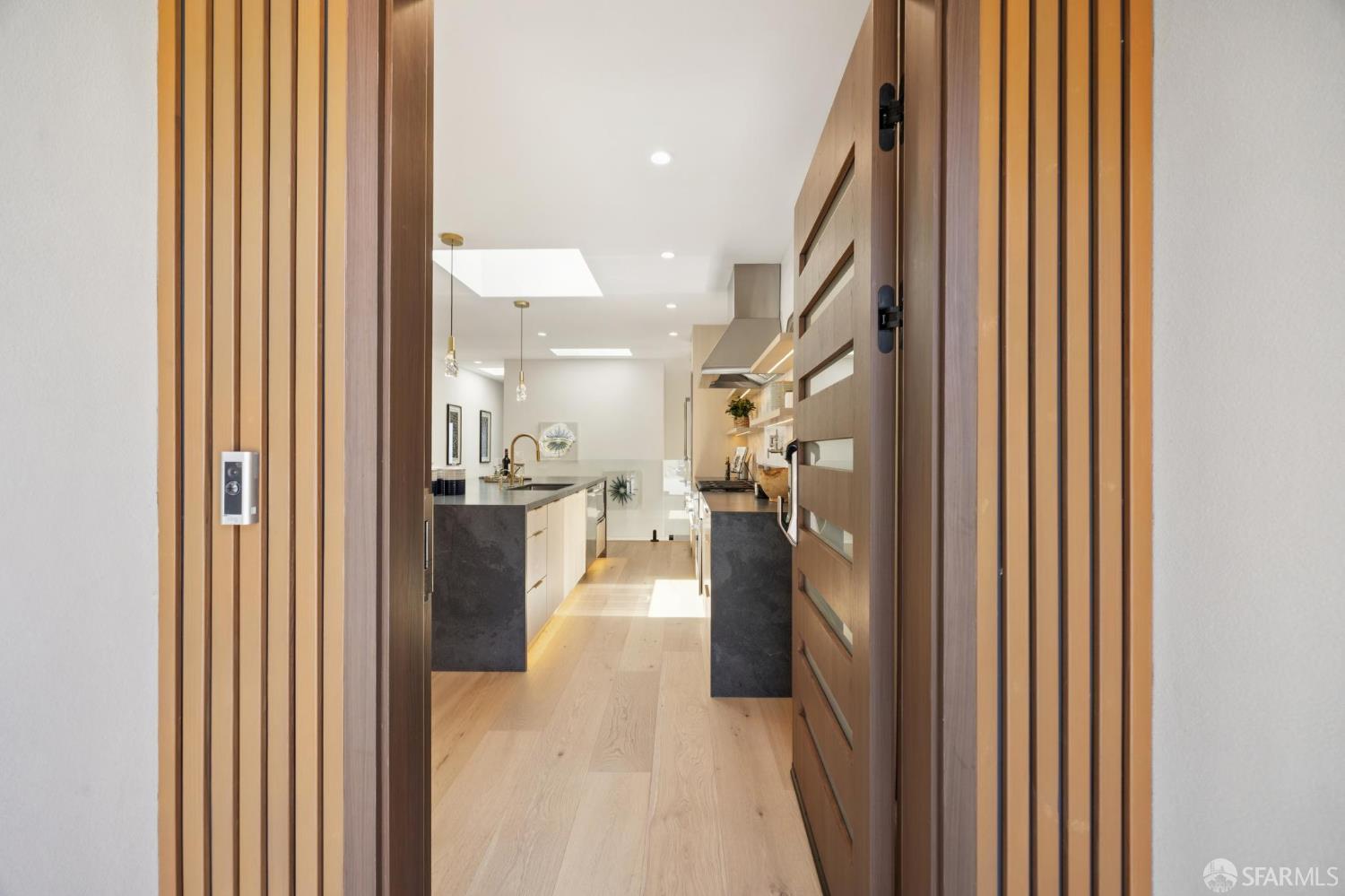 Detail Gallery Image 3 of 50 For 2015 16th Ave, San Francisco,  CA 94116 - 5 Beds | 4 Baths