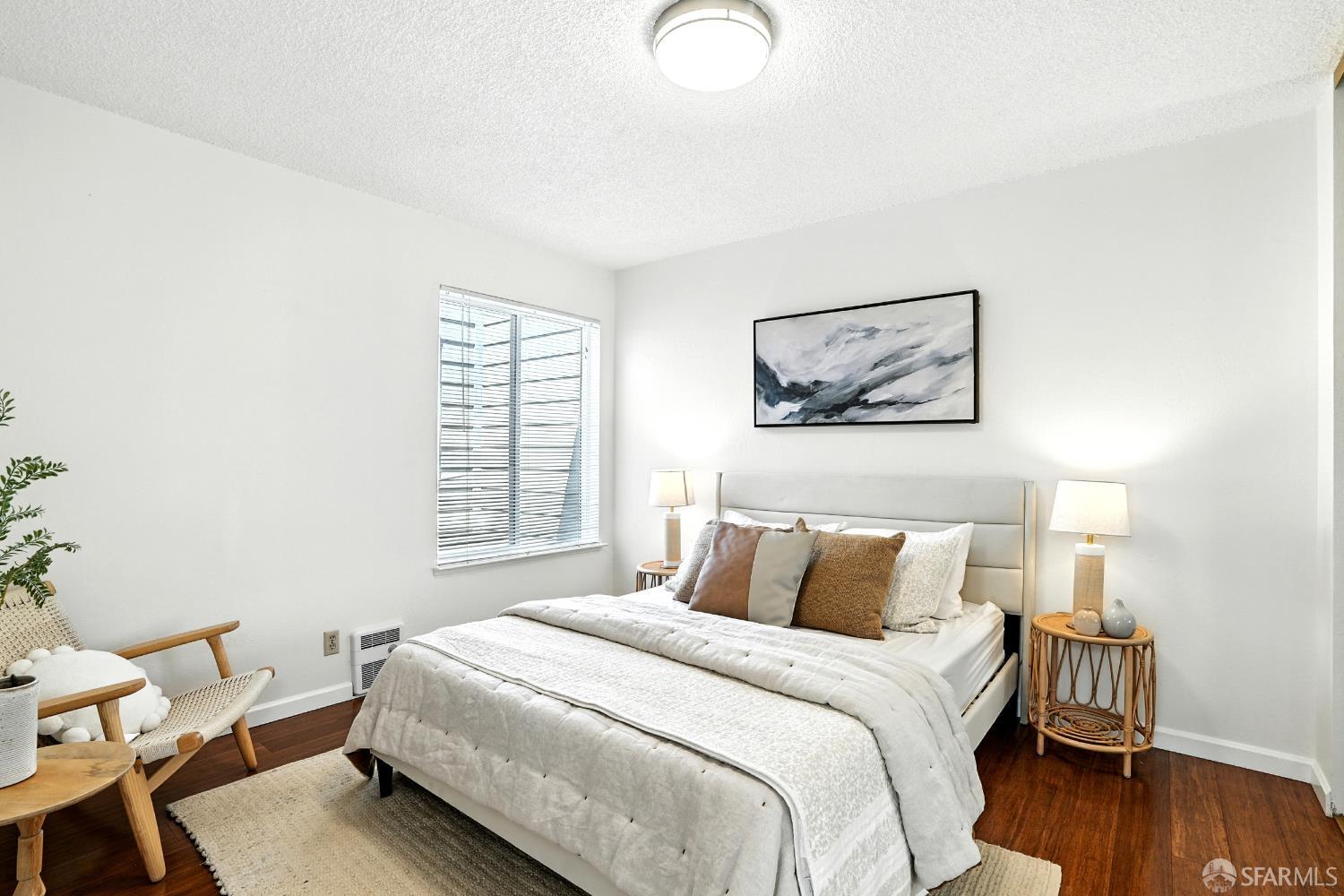 Photo #13: 425061424 Listing: Photo #13
