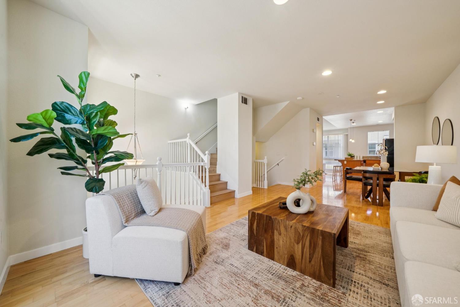 Detail Gallery Image 2 of 30 For 509 N 9th St, San Jose,  CA 95112 - 2 Beds | 2/1 Baths