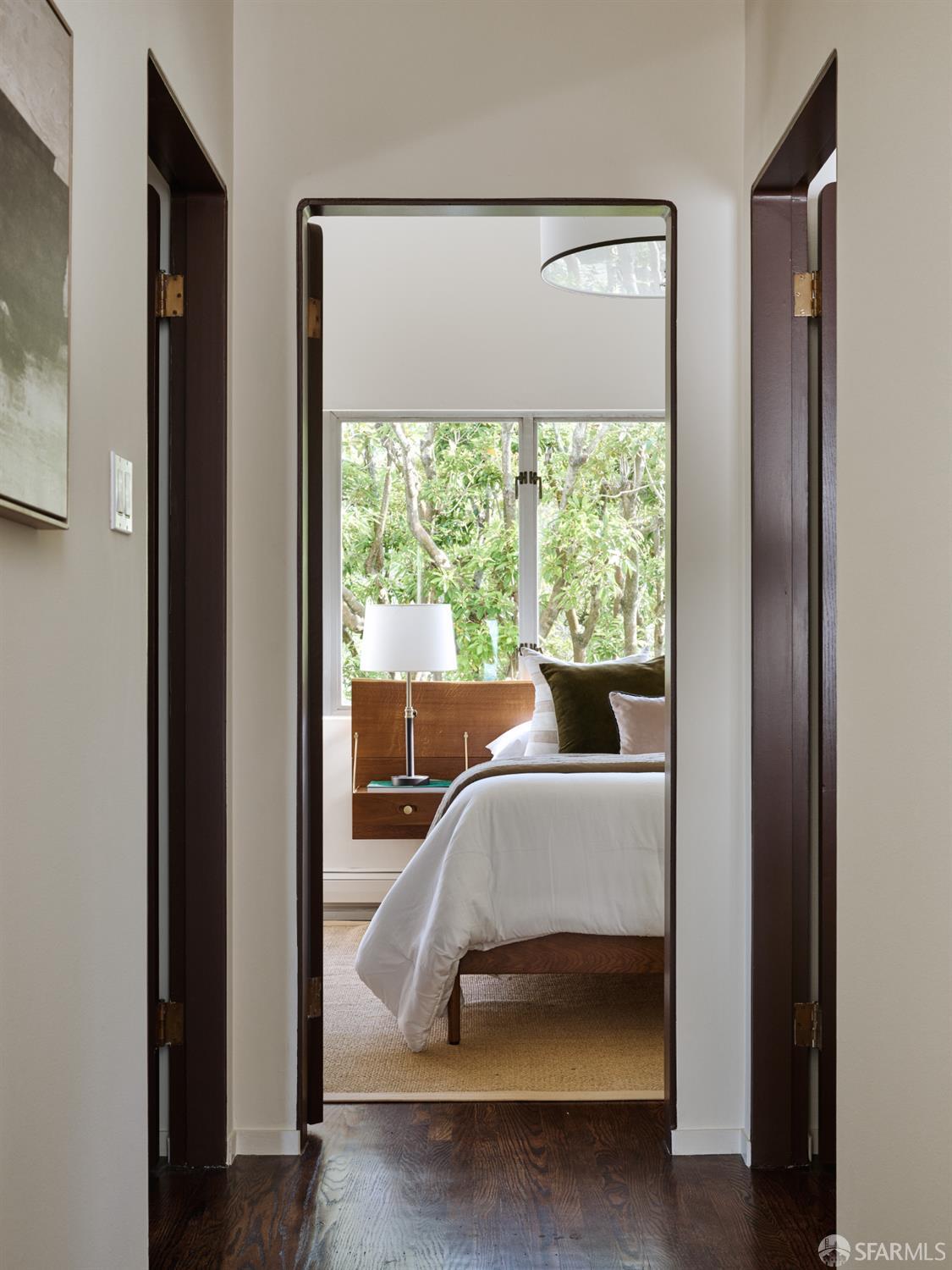 Detail Gallery Image 14 of 21 For 2600 Filbert St, San Francisco,  CA 94123 - 6 Beds | 5/1 Baths