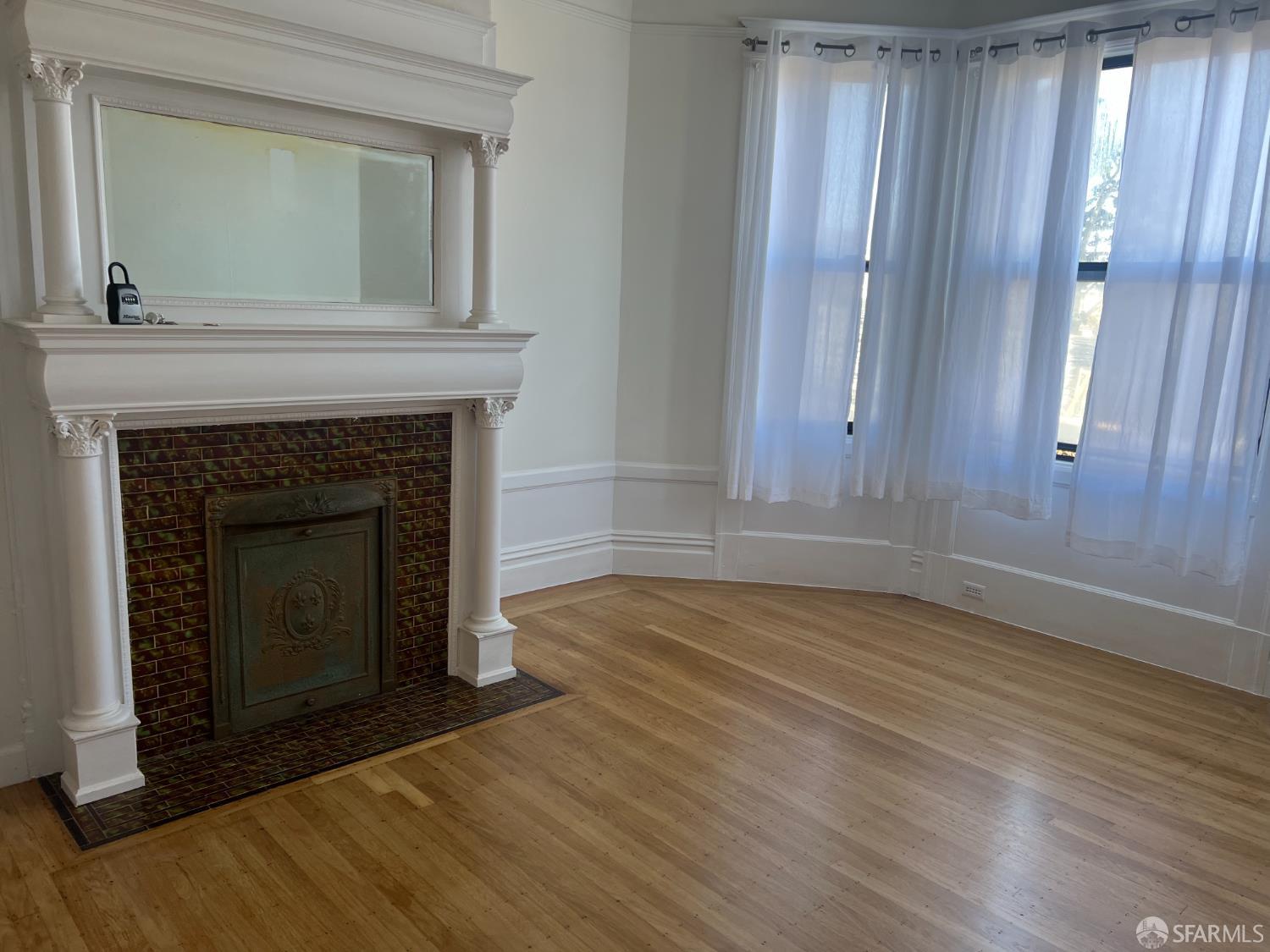 Detail Gallery Image 3 of 30 For 1650 19th Ave, San Francisco,  CA 94122 - 3 Beds | 2/1 Baths