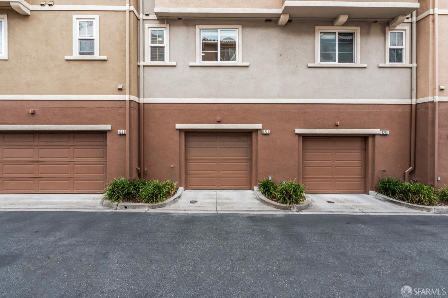 Detail Gallery Image 29 of 45 For 1231 Isabelle Cir, South San Francisco,  CA 94080 - 3 Beds | 2/1 Baths