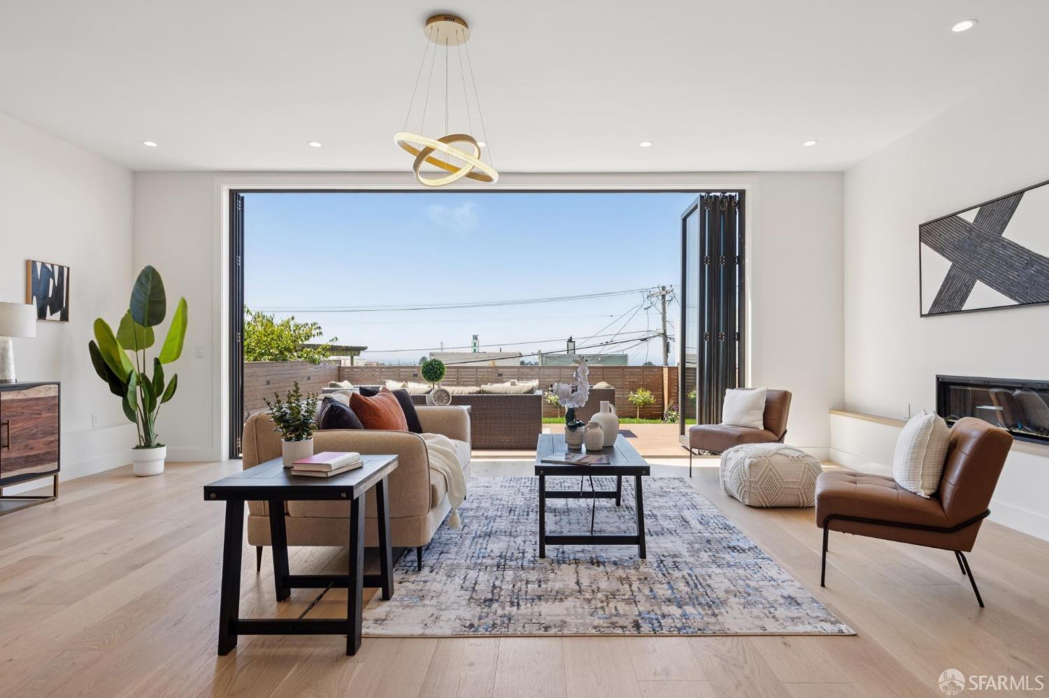 Detail Gallery Image 31 of 50 For 2015 16th Ave, San Francisco,  CA 94116 - 5 Beds | 4 Baths