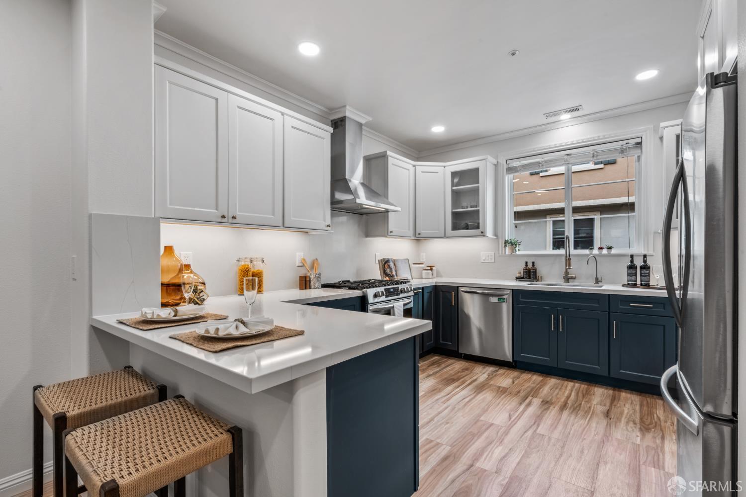 Detail Gallery Image 6 of 45 For 1231 Isabelle Cir, South San Francisco,  CA 94080 - 3 Beds | 2/1 Baths