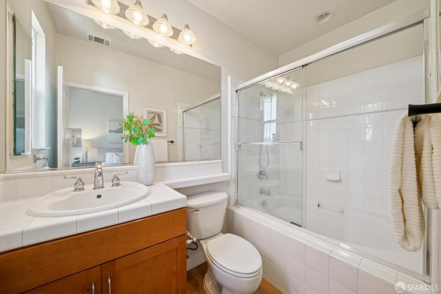 Detail Gallery Image 15 of 30 For 509 N 9th St, San Jose,  CA 95112 - 2 Beds | 2/1 Baths