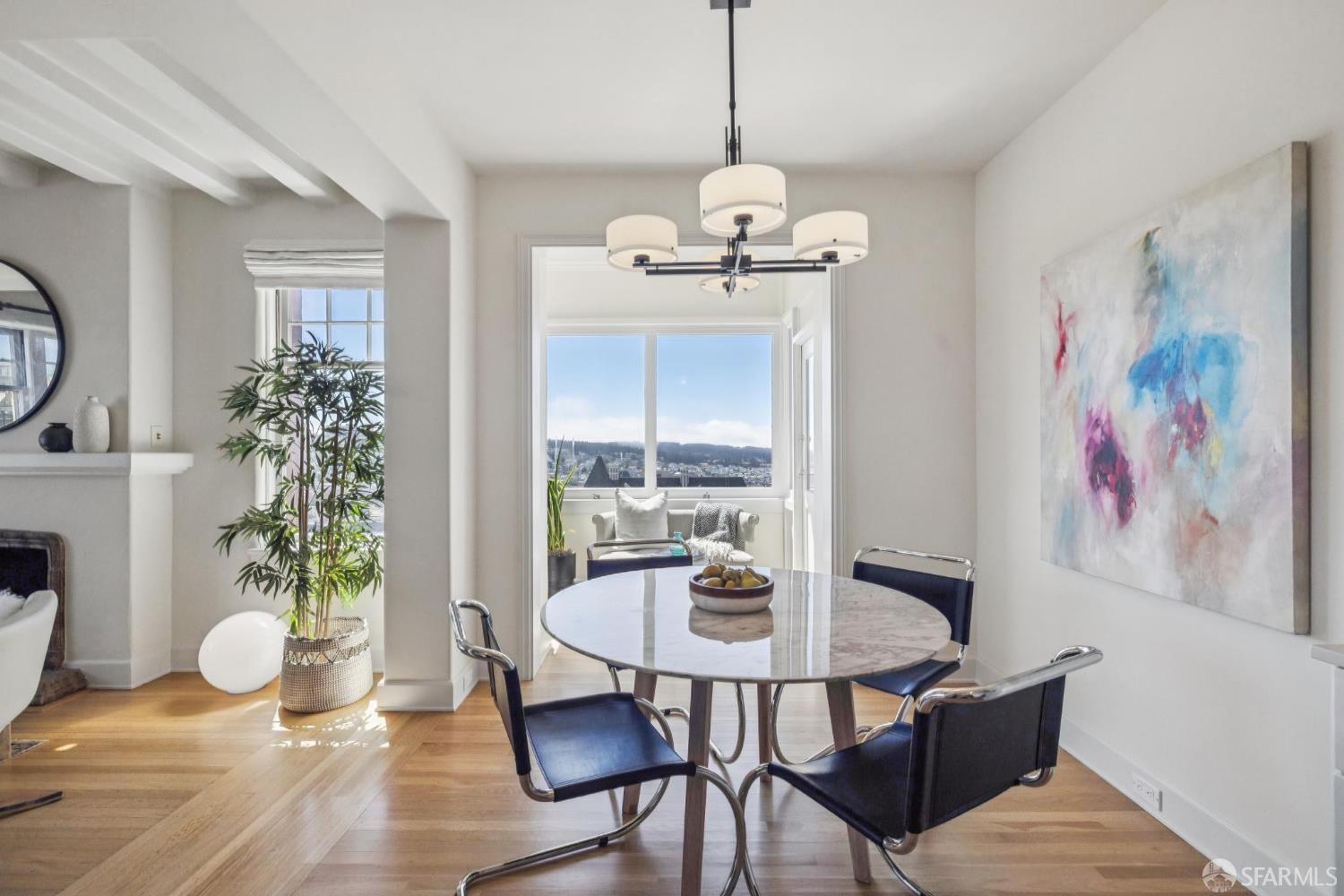 Photo #6: 425066956 Listing 