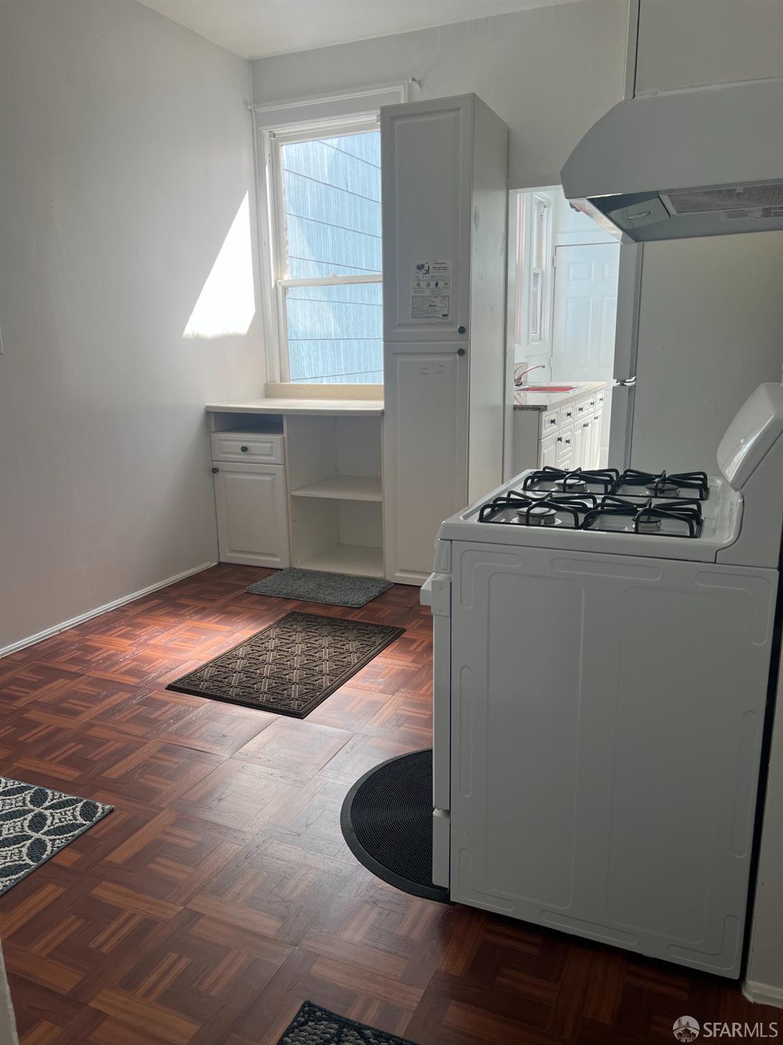 Detail Gallery Image 8 of 30 For 1650 19th Ave, San Francisco,  CA 94122 - 3 Beds | 2/1 Baths