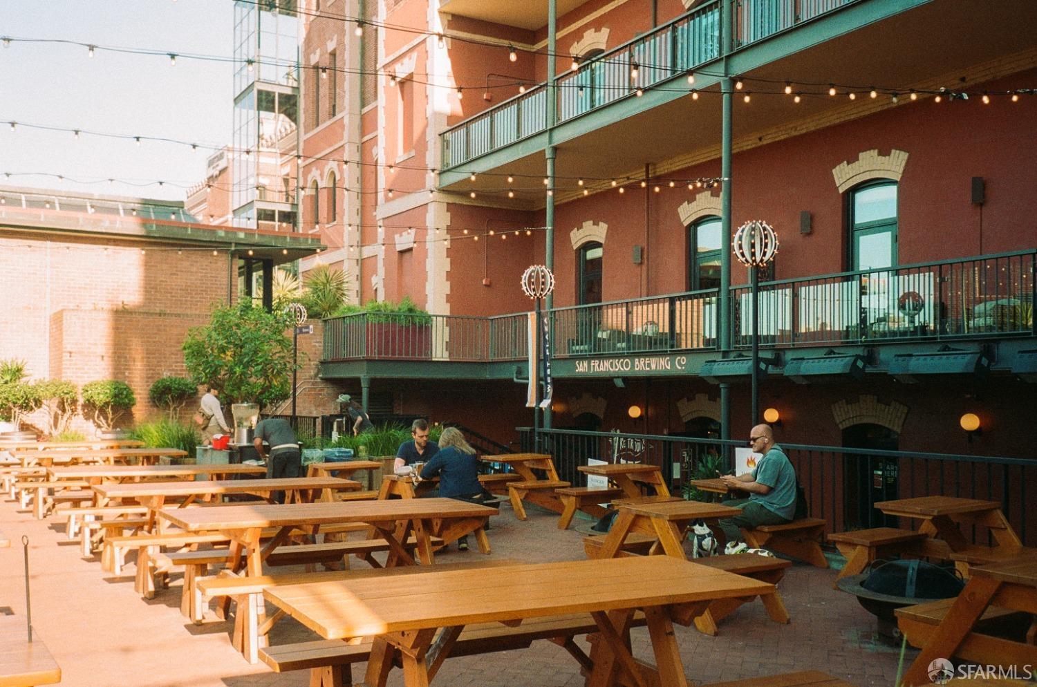 Photo #8: 425067105 Listing: Photo #8