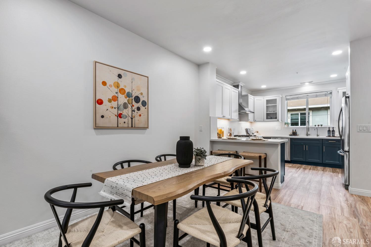 Detail Gallery Image 5 of 45 For 1231 Isabelle Cir, South San Francisco,  CA 94080 - 3 Beds | 2/1 Baths