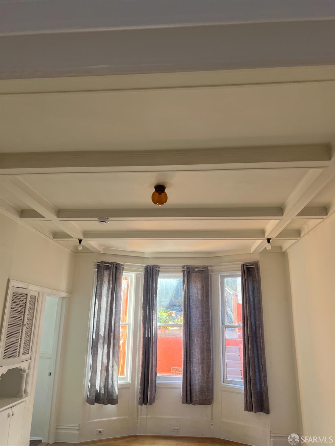 Detail Gallery Image 6 of 30 For 1650 19th Ave, San Francisco,  CA 94122 - 3 Beds | 2/1 Baths