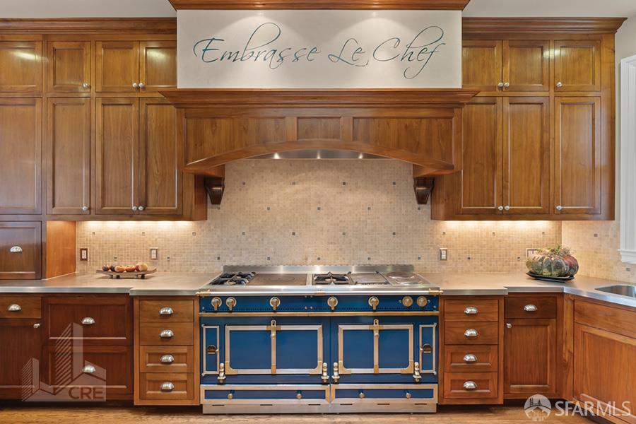 Detail Gallery Image 3 of 20 For 824 Vallejo St, San Francisco,  CA 94133 - – Beds | – Baths