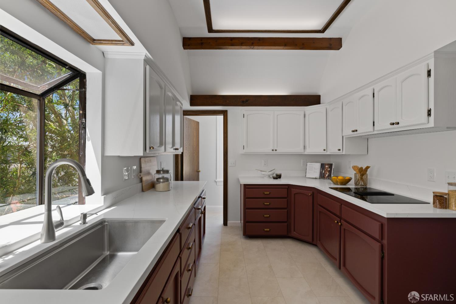 Detail Gallery Image 27 of 94 For 17 Santa Monica Way, San Francisco,  CA 94127 - 5 Beds | 3/1 Baths