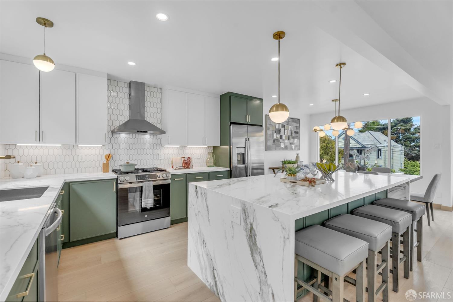 Detail Gallery Image 23 of 80 For 1739 Quesada Ave, San Francisco,  CA 94124 - 3 Beds | 2 Baths