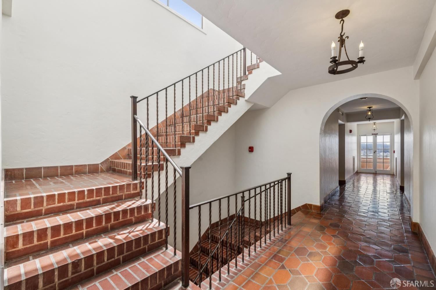 Photo #18: 425066956 Listing: Photo #18