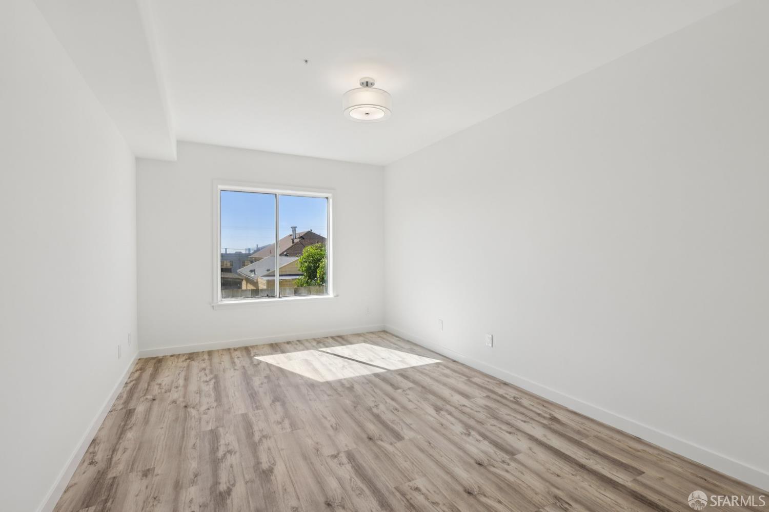 Detail Gallery Image 33 of 58 For 70 Miriam St, Daly City,  CA 94014 - 5 Beds | 3 Baths