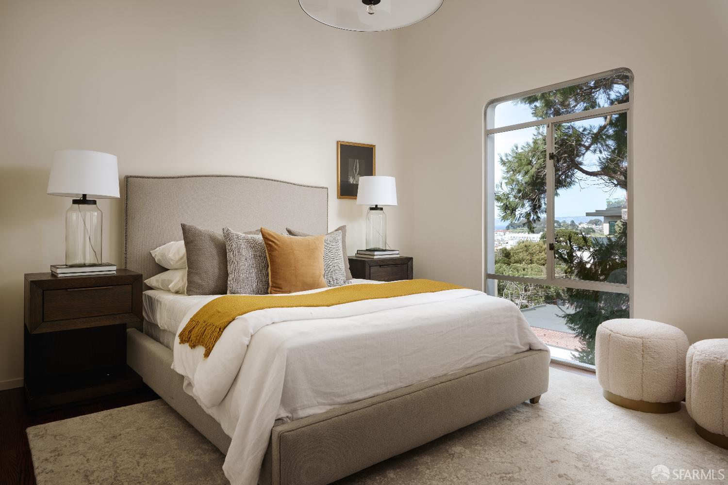 Detail Gallery Image 16 of 21 For 2600 Filbert St, San Francisco,  CA 94123 - 6 Beds | 5/1 Baths