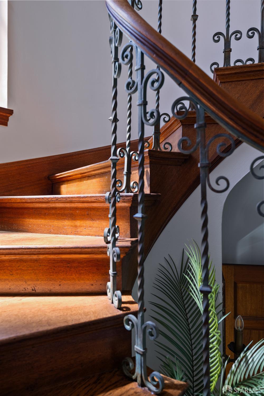 Detail Gallery Image 35 of 94 For 17 Santa Monica Way, San Francisco,  CA 94127 - 5 Beds | 3/1 Baths