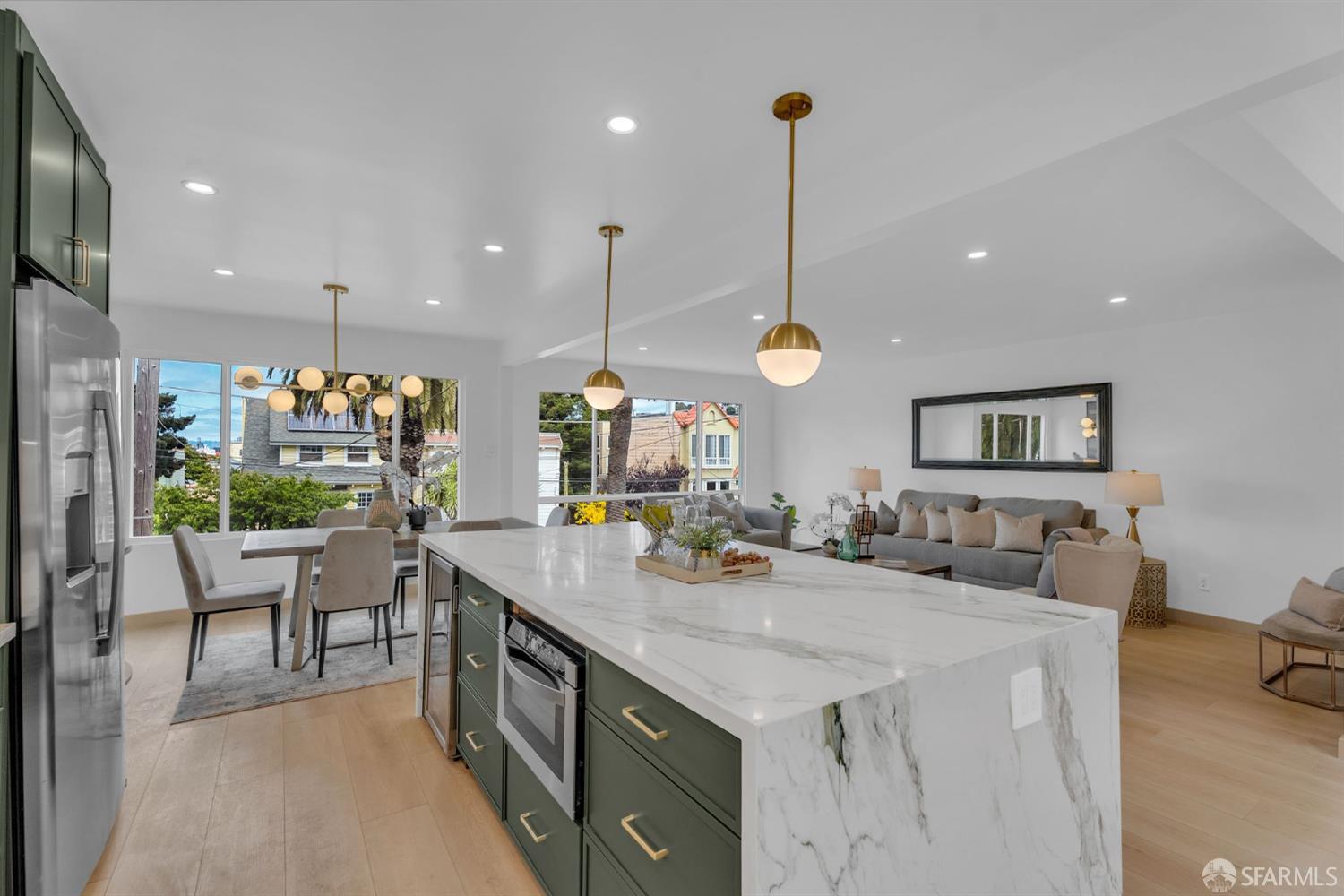 Detail Gallery Image 18 of 80 For 1739 Quesada Ave, San Francisco,  CA 94124 - 3 Beds | 2 Baths