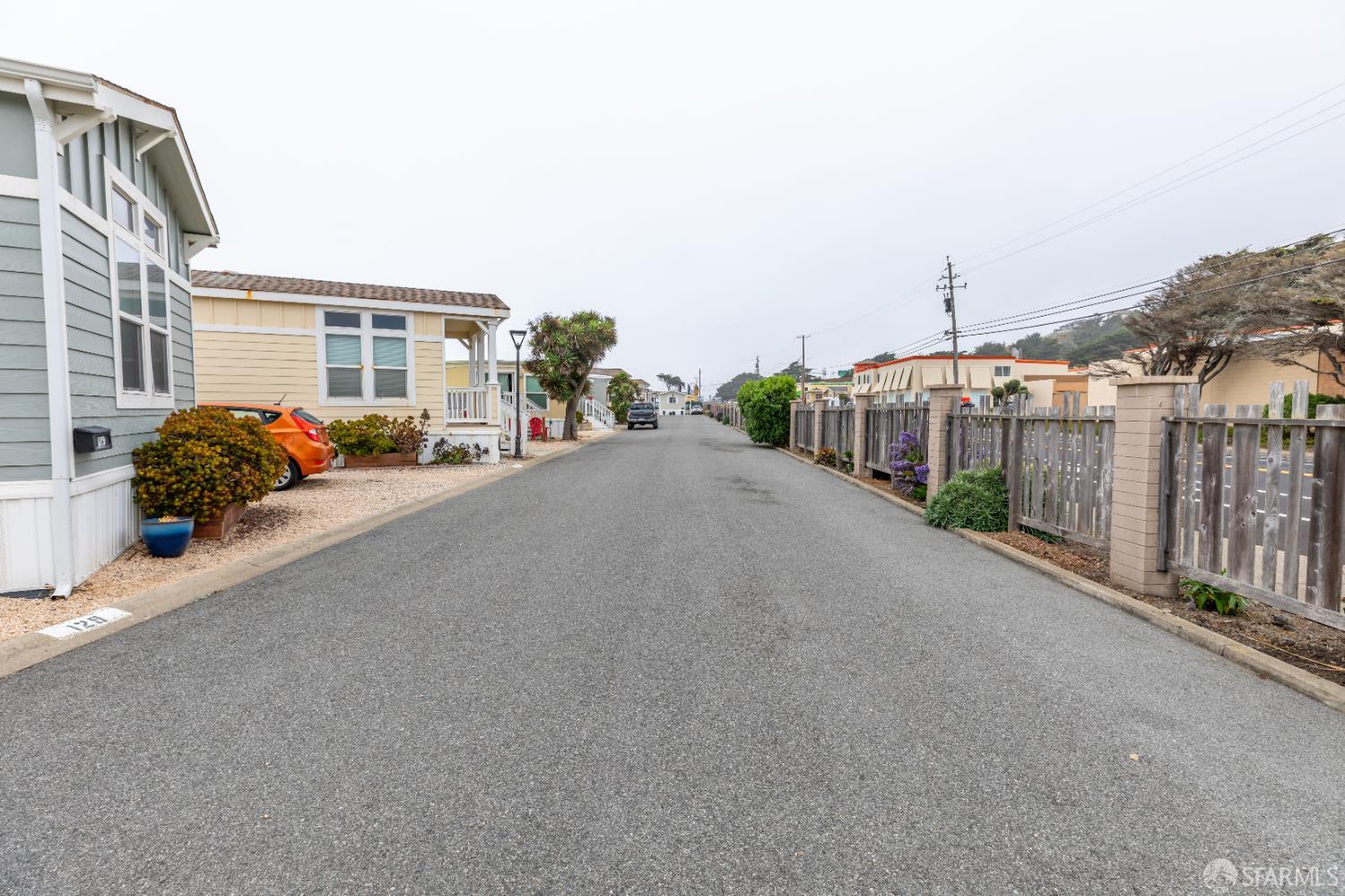 Detail Gallery Image 48 of 55 For 125 1st Ave, Pacifica,  CA 94044 - 1 Beds | 1 Baths