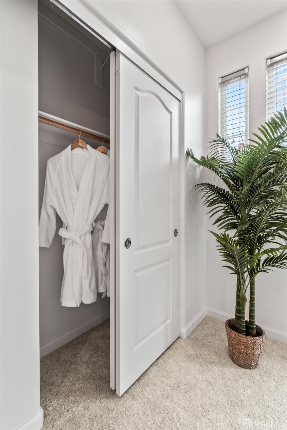 Detail Gallery Image 15 of 45 For 1231 Isabelle Cir, South San Francisco,  CA 94080 - 3 Beds | 2/1 Baths
