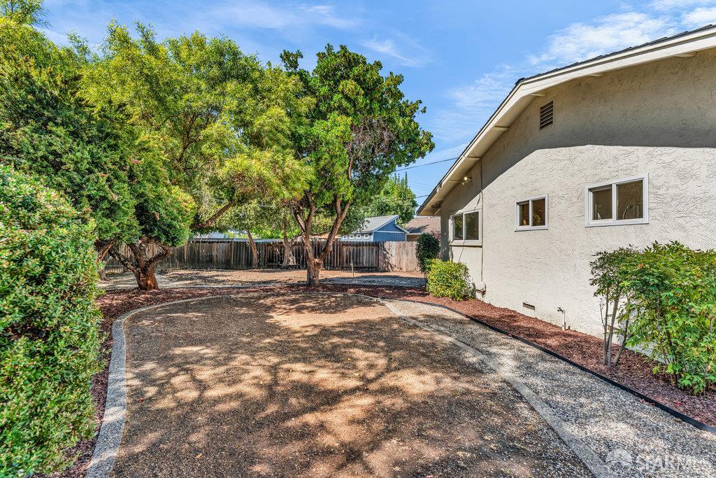 Detail Gallery Image 60 of 70 For 779 Montfield Pl, Concord,  CA 94518 - 3 Beds | 2 Baths