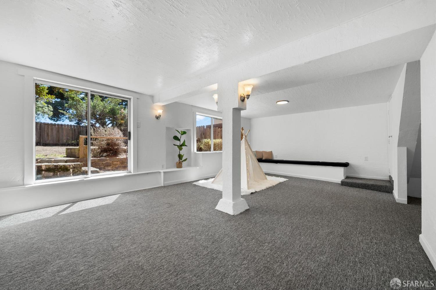 Detail Gallery Image 27 of 61 For 2925 Kirkham St, San Francisco,  CA 94122 - 2 Beds | 1 Baths