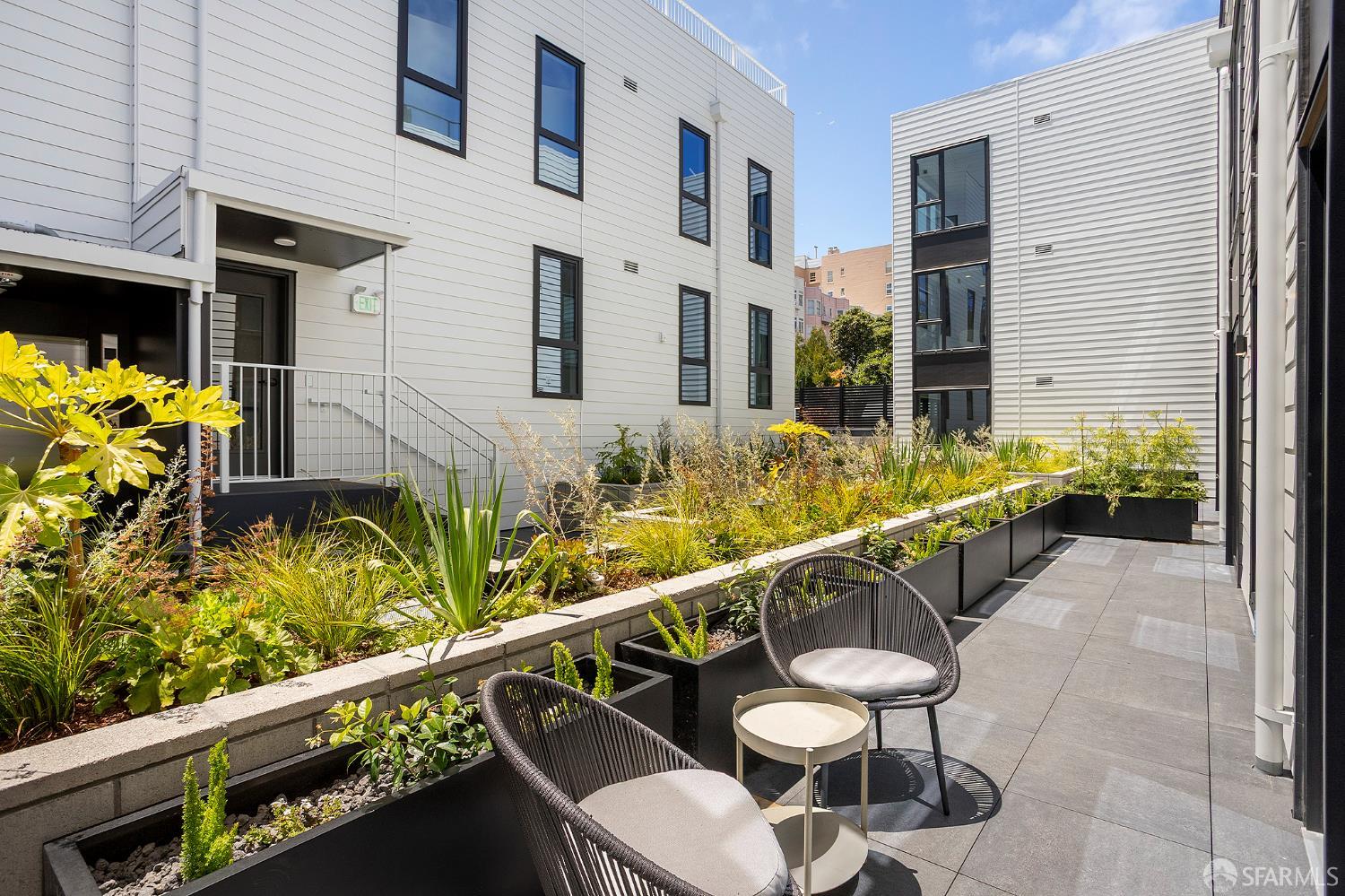 Detail Gallery Image 18 of 34 For 915 North Point St #H2,  San Francisco,  CA 94109 - 2 Beds | 2 Baths