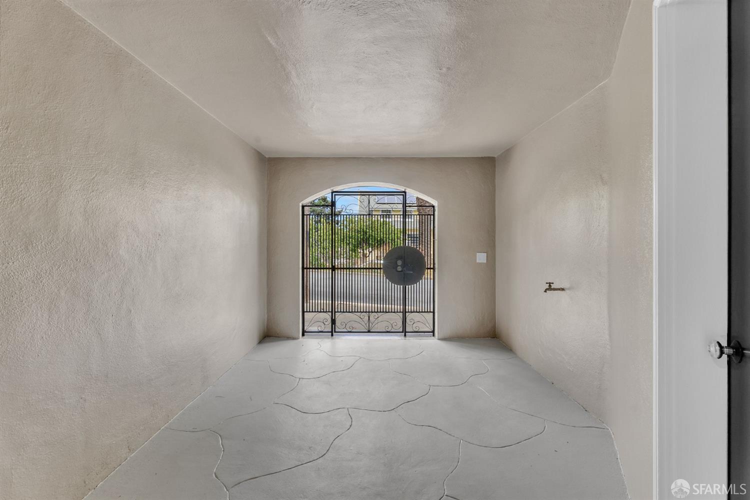 Detail Gallery Image 32 of 80 For 1739 Quesada Ave, San Francisco,  CA 94124 - 3 Beds | 2 Baths