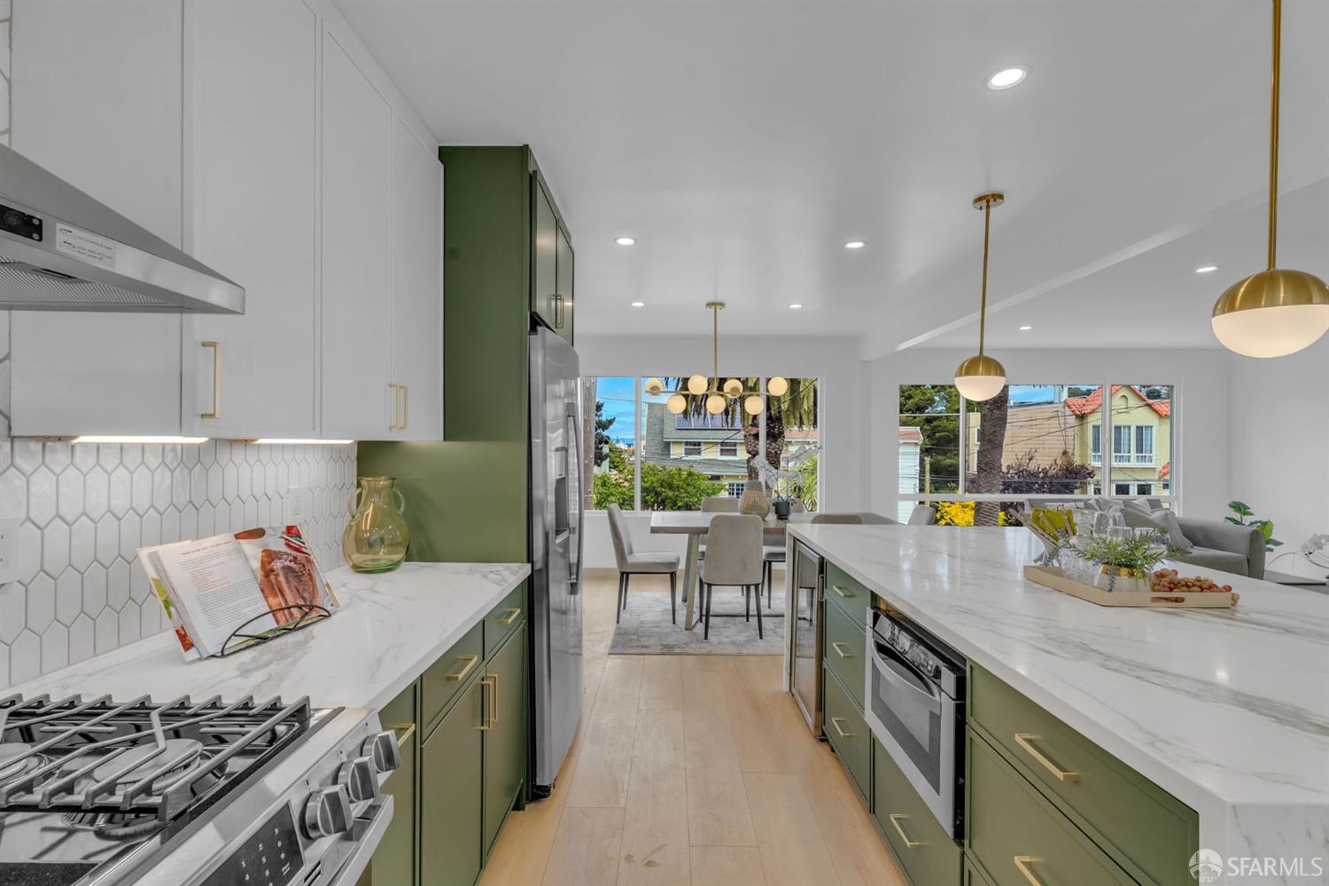Detail Gallery Image 17 of 80 For 1739 Quesada Ave, San Francisco,  CA 94124 - 3 Beds | 2 Baths