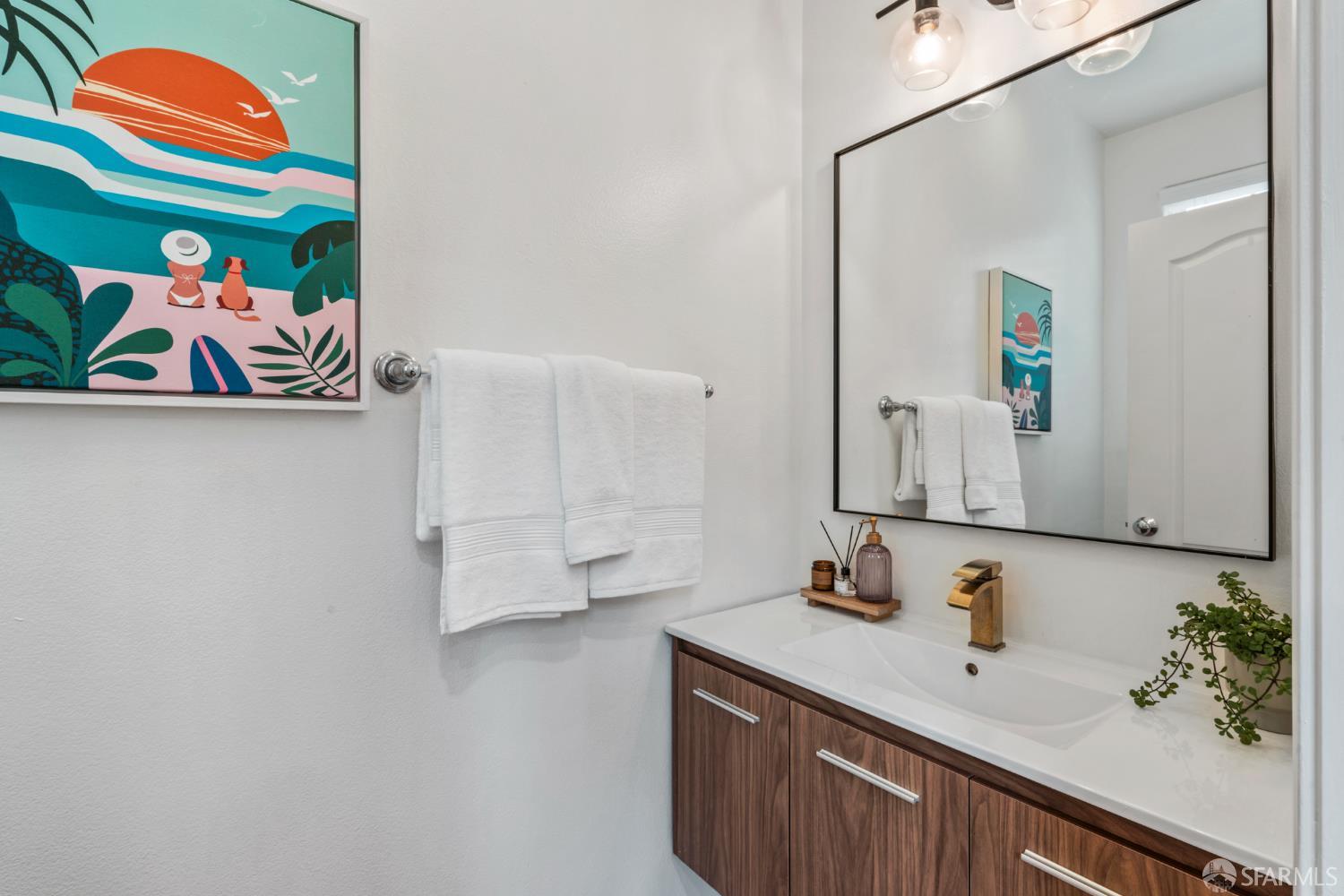 Detail Gallery Image 9 of 45 For 1231 Isabelle Cir, South San Francisco,  CA 94080 - 3 Beds | 2/1 Baths