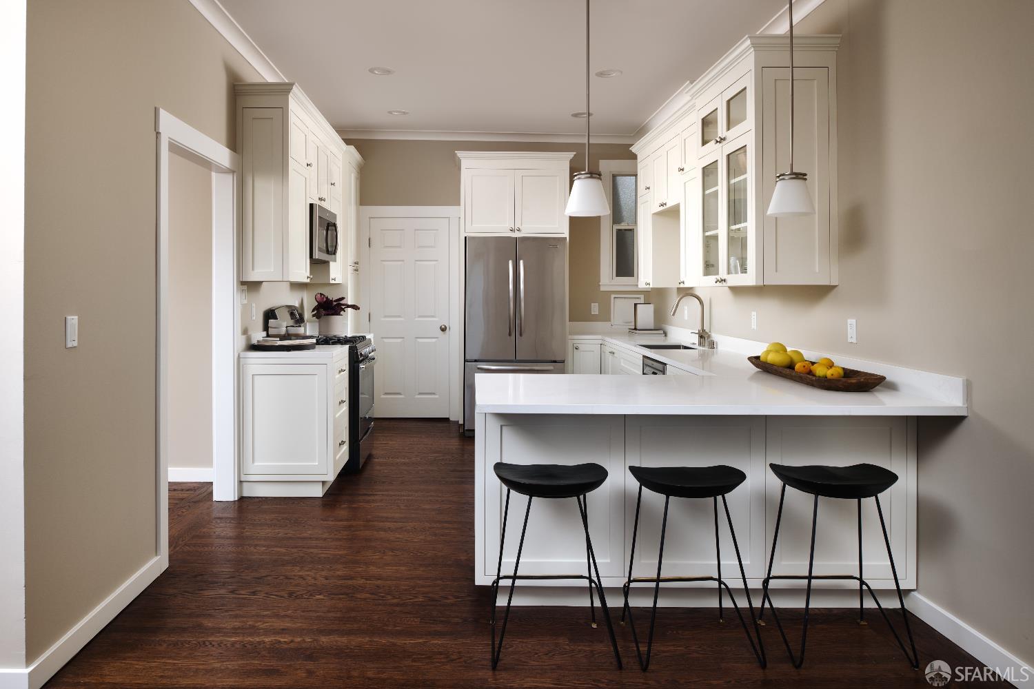 Detail Gallery Image 17 of 21 For 2600 Filbert St, San Francisco,  CA 94123 - 6 Beds | 5/1 Baths