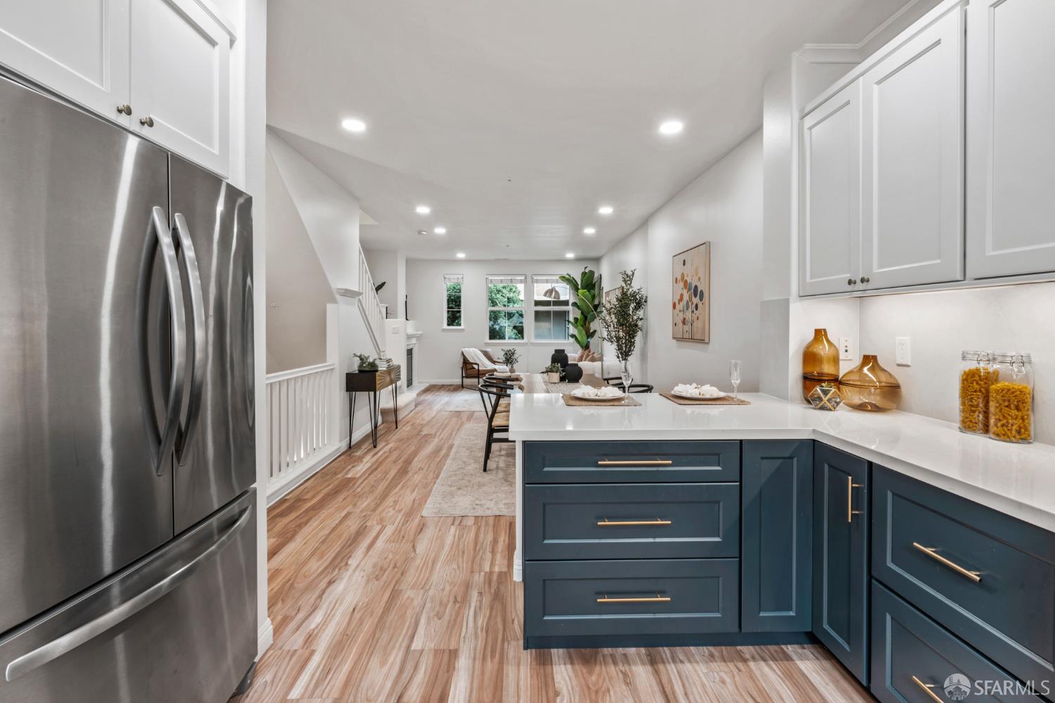 Detail Gallery Image 8 of 45 For 1231 Isabelle Cir, South San Francisco,  CA 94080 - 3 Beds | 2/1 Baths