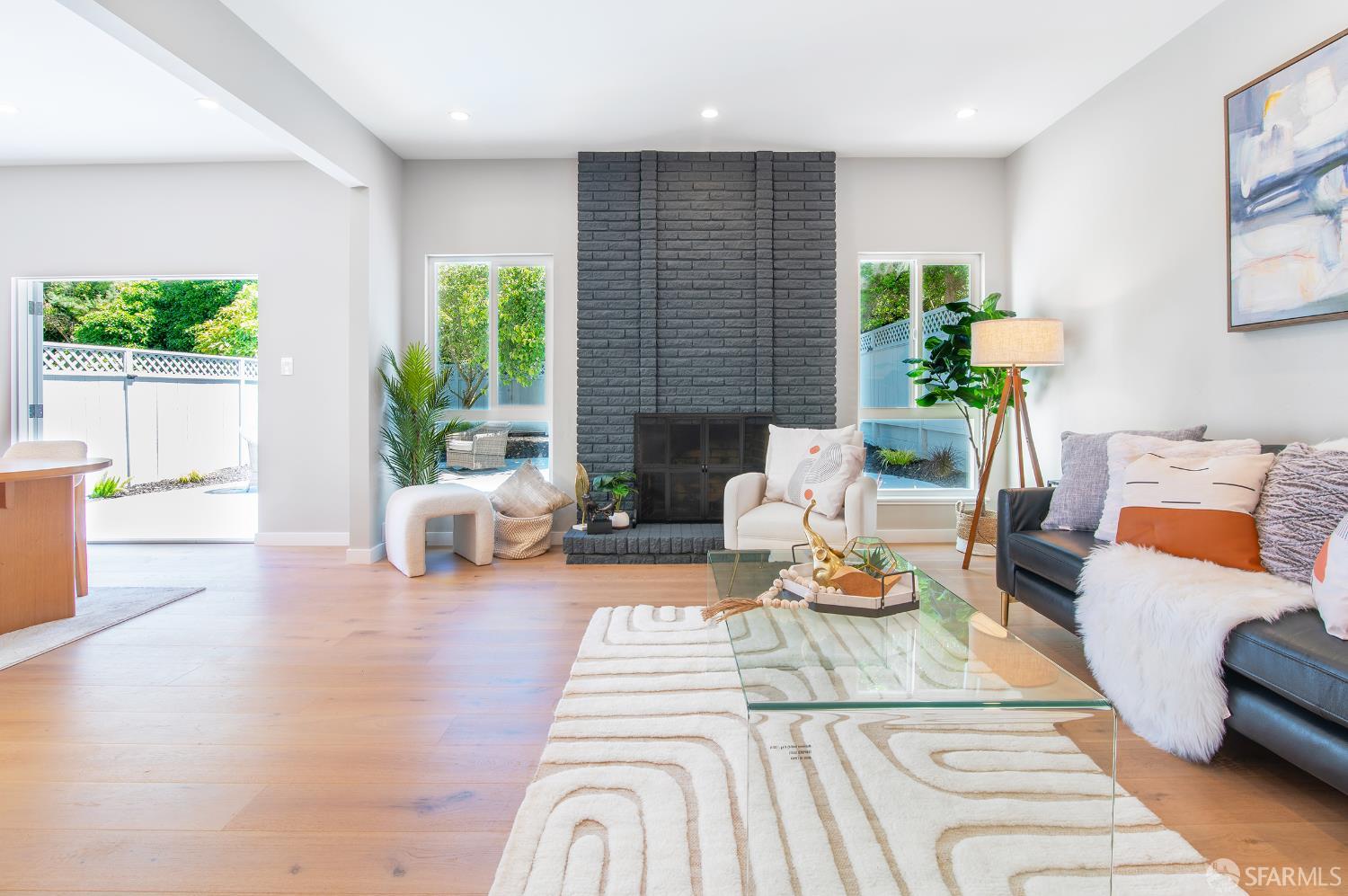 Detail Gallery Image 9 of 37 For 4336 Callan Blvd, Daly City,  CA 94015 - 3 Beds | 2/1 Baths