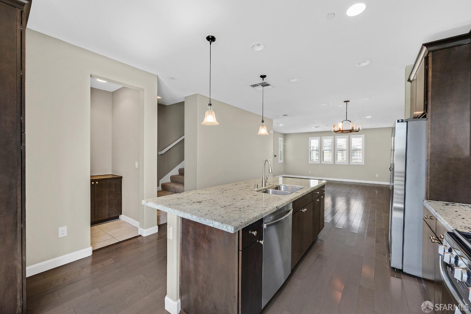 Detail Gallery Image 13 of 33 For 2908 Worthing Common Cir, Livermore,  CA 94550 - 4 Beds | 3/1 Baths
