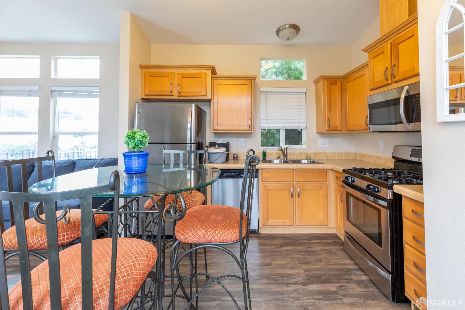 Detail Gallery Image 10 of 55 For 125 1st Ave, Pacifica,  CA 94044 - 1 Beds | 1 Baths