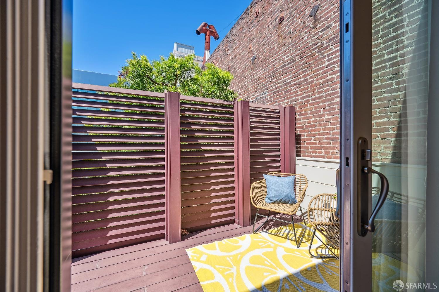 Detail Gallery Image 23 of 51 For 2145 Powell St, San Francisco,  CA 94133 - 2 Beds | 2 Baths