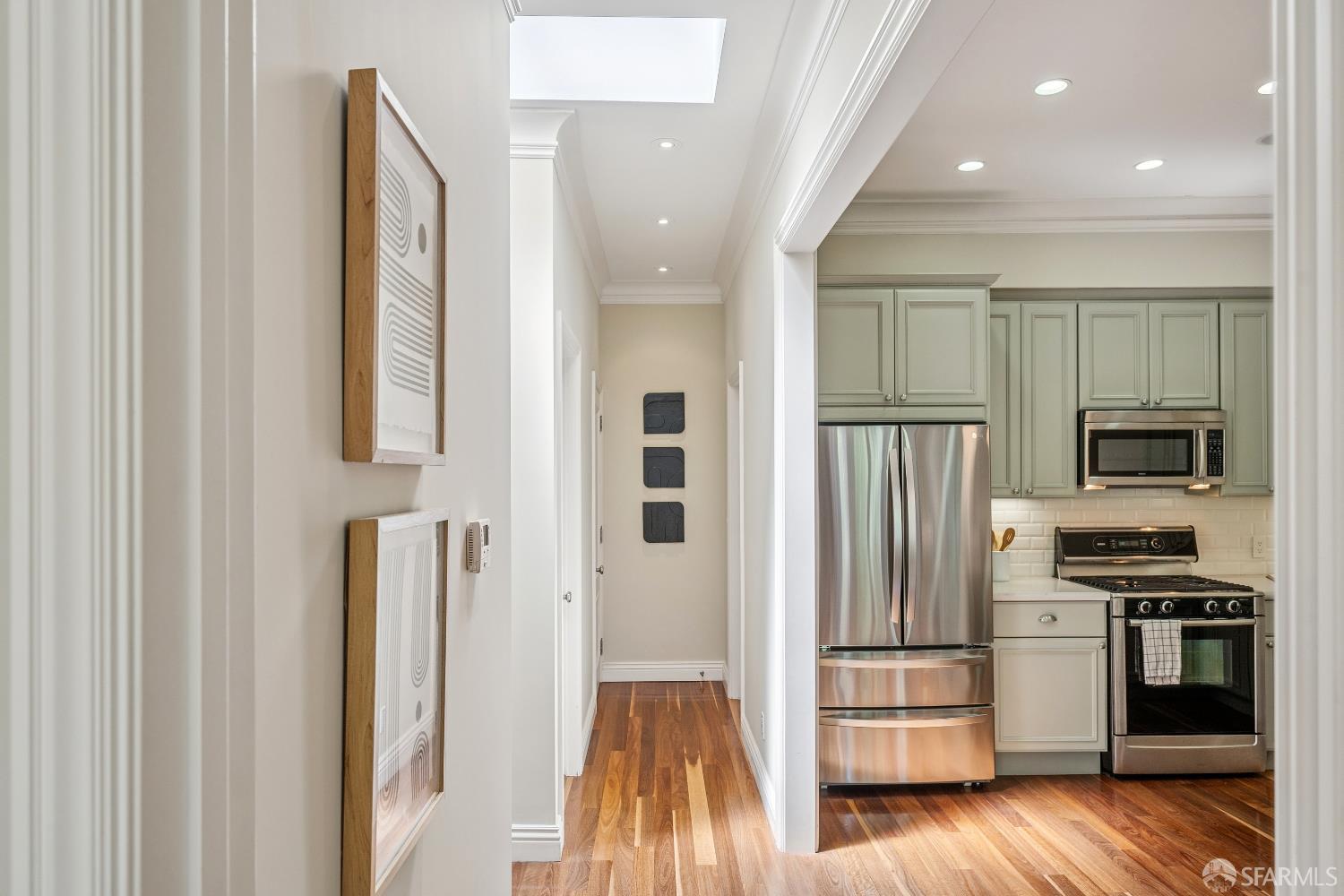 Detail Gallery Image 19 of 51 For 2145 Powell St, San Francisco,  CA 94133 - 2 Beds | 2 Baths