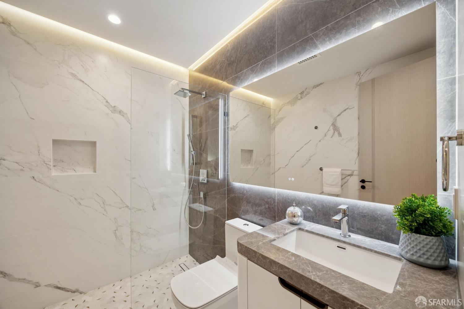 Detail Gallery Image 37 of 50 For 2015 16th Ave, San Francisco,  CA 94116 - 5 Beds | 4 Baths